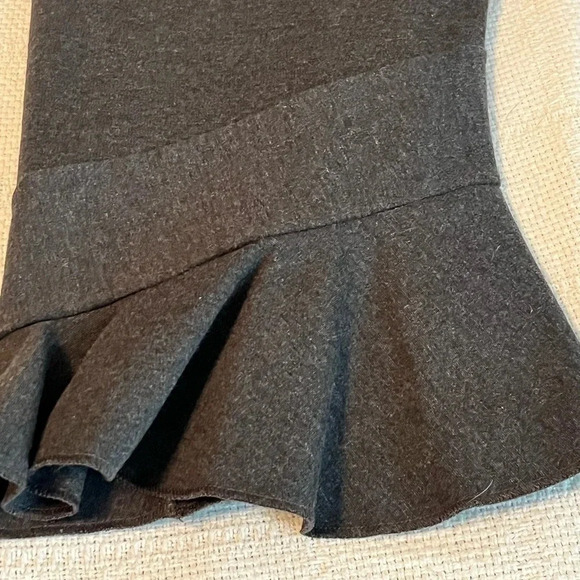Woman’s J.Crew Blouse/medium/Heather gray/Ruffle flair bottom with short sleeves - Picture 14 of 15